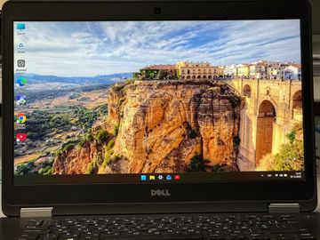 Б/у Ноутбук Dell 14/core i7 6600u ddr3/16gb ddr3/hdd *відсутній/ssd 240 gb/*інтегрована 01-200812896