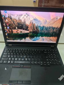 Lenovo 15/core i7 6820hq ddr3/16gb ddr3/hdd *відсутній/ssd 256 gb/quadro m2000m 4gb