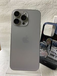 Б/у Мобильный телефон Apple iphone 15 pro max 256gb 01-200836824