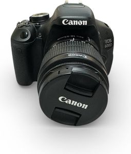 Б/в Фотоапарат Canon eos 600d + ef-s 18-55mm 3.5-5.6 iii 01-200834345