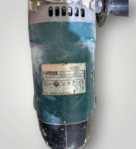 Б/в Кутова шліфмашина Makita 9069 01-200843920