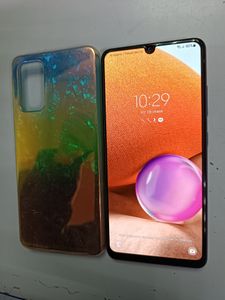 Б/в Мобільний телефон Samsung galaxy a32 4/64gb 01-200844631