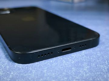 Б/в Мобільний телефон Apple iphone 13 128gb 01-200847878