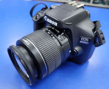 Б/в Фотоапарат Canon eos 4000d + ef-s 18-55 1:3.5-5.6 iii 01-200802756