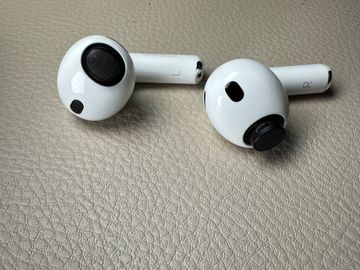 Б/в Навушники Apple airpods pro 3 01-200854885