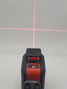 Б/в Лазерний нівелір Protester ll305r 01-200860298