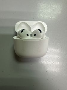Б/в Навушники Apple airpods 4 01-200866833