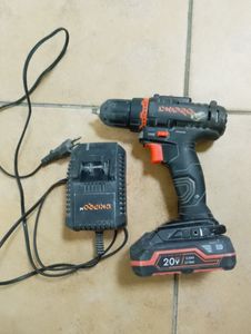 Б/в Шурупокрут Dnipro-M cd-218 1акб 2ah зп 01-200867035