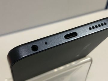 Б/в Мобільний телефон Tecno spark go 1 kl4 3/64gb 01-200867617