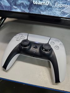 Б/у Игровая приставка Sony playstation 5 slim 825gb 01-200867669