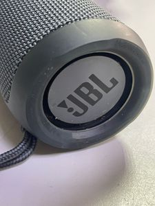 Б/в Акустика Jbl flip essential 01-200870821