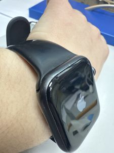 Б/в Смарт-годинник Apple watch series 6 gps 44mm aluminum case 01-200880875