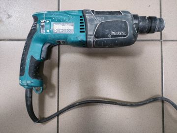 Б/у Перфоратор Makita hr2470 01-200881752