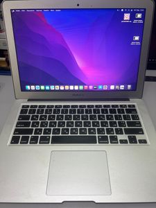 Б/в Ноутбук Apple macbook air a1466 13,3" core i5 1.8ghz/ram 4gb/ssd 256gb/intel hd graphics 6000 01-200890529