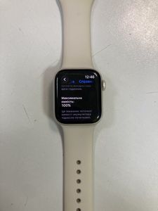 Б/в Смарт-годинник Apple watch se 2 gps 40mm aluminium case 01-200892723