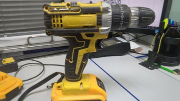 Б/в Шурупокрут Wolt 2 акб + зп 01-200899355