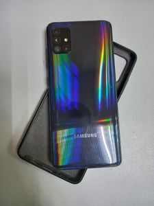 Б/в Мобільний телефон Samsung a515f galaxy a51 6/128gb 01-200907127