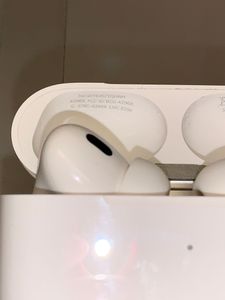 Б/в Навушники Apple airpods pro 2nd generation with magsafe charging case usb-c 01-200907881