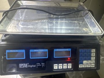 Б/у Весы торговые Opera без модели 01-200914620