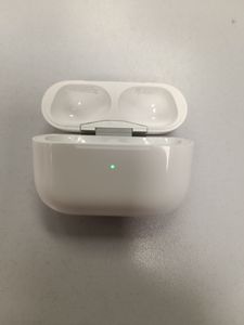 Б/в Навушники Apple airpods pro 2nd generation with magsafe charging case usb-c 01-200915085