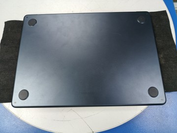 Б/в Ноутбук Apple macbook air 13,6" m2 2022 01-200930434