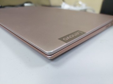 Б/у Ноутбук Lenovo 15/core i5 8265u ddr4/8gb ddr4/hdd 120 gb/ssd 256 gb/*інтегрована 01-200930303