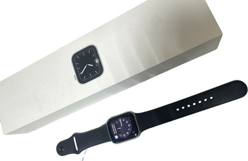 Б/в Смарт-годинник Apple watch series 5 gps 40mm aluminium case 01-200933544