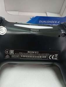 Б/в Геймпад Sony dualshock 4 v2 01-200983205