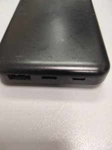 Б/в Повербанк Rivacase va2240 10000mah 01-201002832