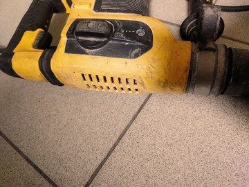 Б/в Перфоратор Dewalt d25413 01-201033969