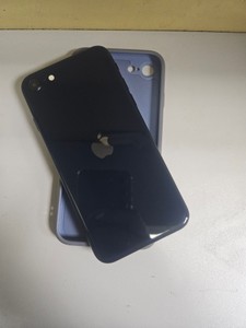 Б/в Мобільний телефон Apple iphone se 2022 64gb 01-201043396