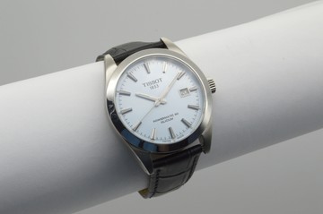 Б/в Годинник Tissot t127.407 01-201068881