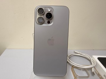 Б/в Мобільний телефон Apple iphone 16 pro max 256gb 01-201123470