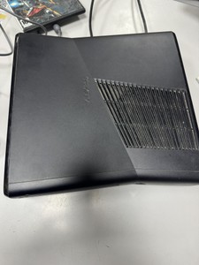 Б/в Ігрова приставка Microsoft xbox360 e 250gb 01-201135824