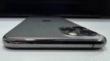 Б/в Мобільний телефон Apple iphone 11 pro max 64gb 01-201137219