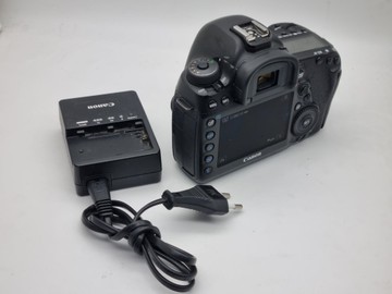 Б/в Фотоапарат Canon eos 5d mark iv body 01-201147519