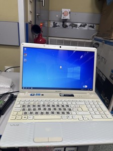 Sony 15/core i5 2430m ddr3/4gb ddr3/hdd 500 gb/ssd *відсутній/*інтегрована