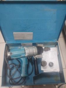 01-200454079: Makita 6906