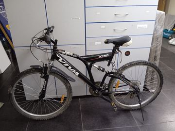 01-200516621: Shuttle viva