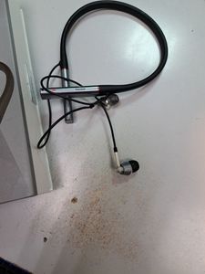 01-200519672: 1More triple driver in-ear headphones