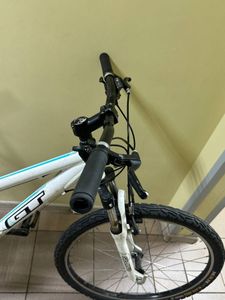 01-200582231: Gt laguna