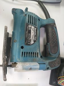 01-200636018: Makita 4326