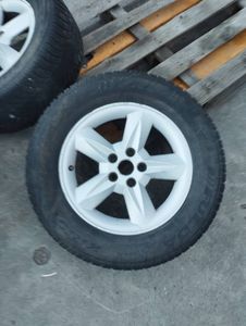 01-200741274: Без Виробника r16 5x108 4шт+ запаска.