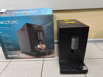 01-200781453: Cecotec cremmaet compactccino cafetera