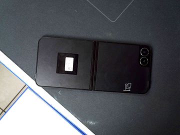 01-200782346: Samsung galaxy flip7 fe 8/128gb