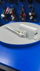 01-200541059: Frd b4w