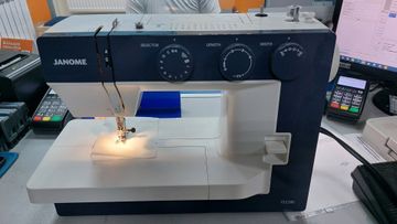 Б/в Швейна машина Janome 1522bl 01-200803444