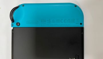 Б/у Игровая приставка Nintendo switch 01-200762135