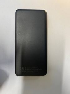 Б/в Зовнішній акумулятор Без Виробника без моделі 01-200811687