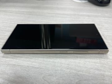 Б/в Мобільний телефон Samsung galaxy s24 ultra sm-s928b 12/1tb 01-200816327